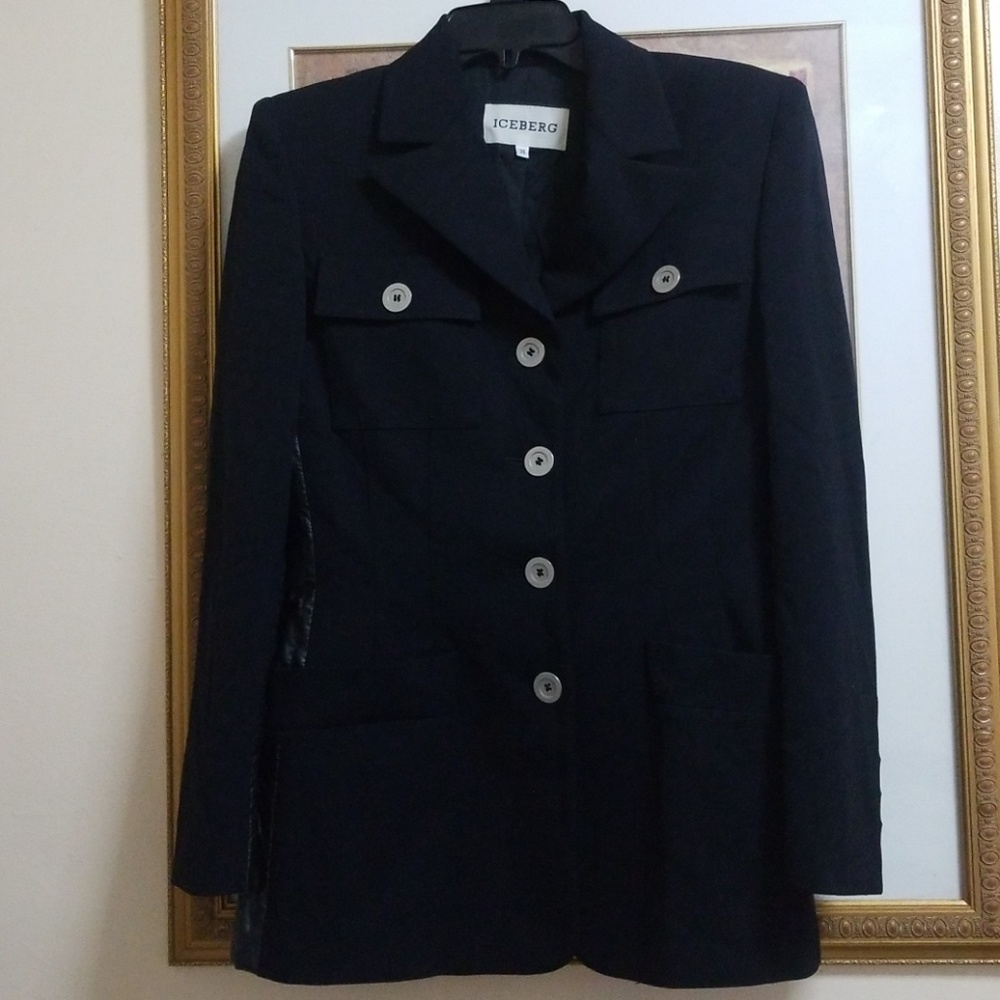 ICEBERG BLACK BLAZER SIZE 38